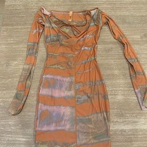 Super soft cute little dress from skims 🍑 jelly sheer edition .